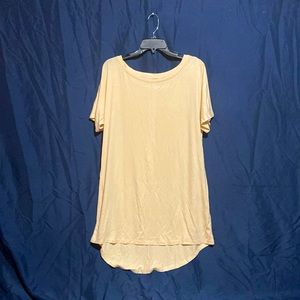 Women’s stretchy long shirt